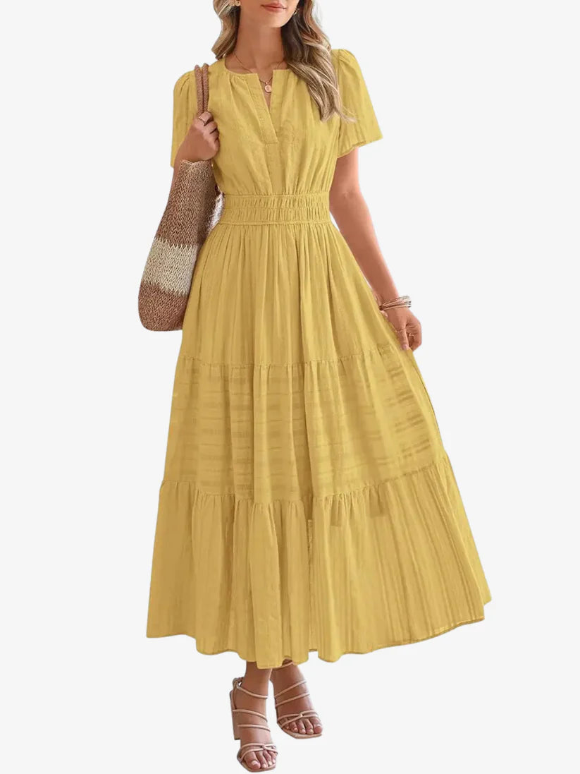 Elara – Tiered Maxi Dress with Smocked Waist