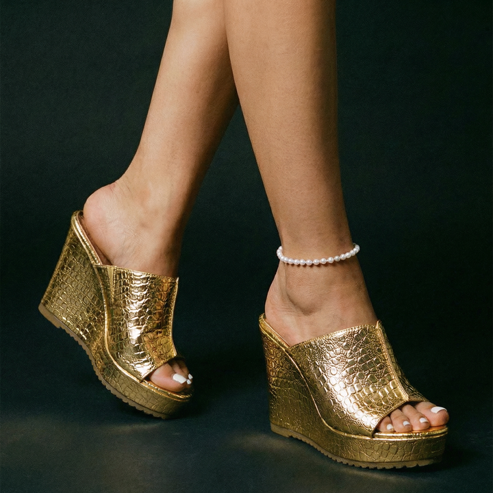 LuxeShine Wedges